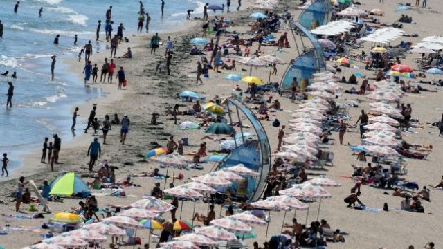 <p>
	След опита за преврат в Турция в средата на юли българите масово са отменили резервациите си в страната, според Румен Драганов. <em>Снимка: БТА</em></p>
