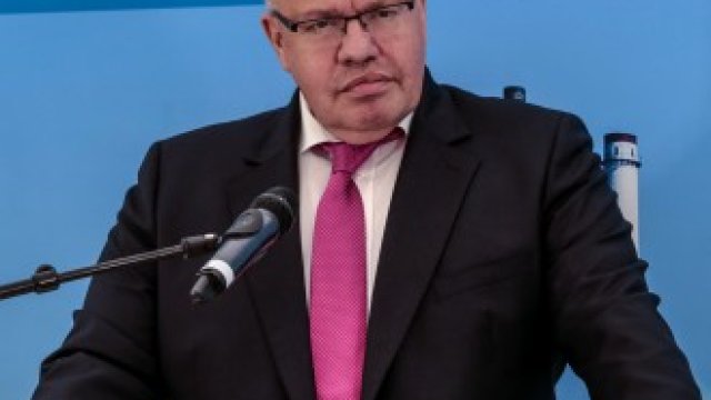 <p>
	Германският министър на икономиката Петер Алтмайер.&nbsp;<em>Снимка: Sarah Pabst/Bloomberg</em></p>
