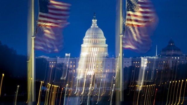 <p>
	<em>Снимка: Al Drago/Bloomberg</em></p>
