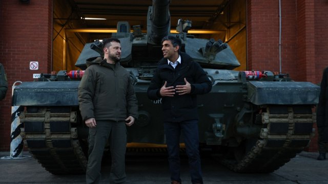 Западът обеща модерно оръжие за Украйна. Снимка: Bloomberg