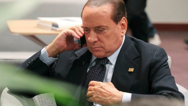 <p>
	Италианският премиер Силвио Берлускони е подложен на натиск от европейските си партньори. <em>Снимка: Ройтерс</em></p>
