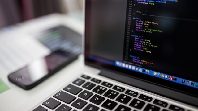 Електронното управление изисква партньорство с общините