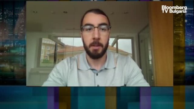 Възможно ли е цената на петрола да падне под 100 долара за барел? 