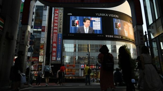 Какви са ефектите на "Абеномиката"?