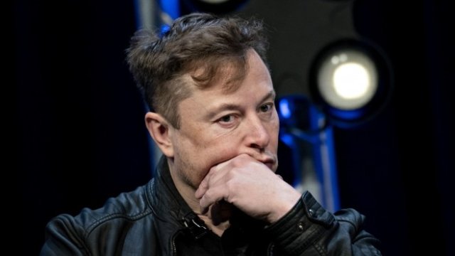 <p>
	Главният изпълнителен директор на Tesla Илон Мъск. <em>Снимка:&nbsp;Andrew Harrer/Bloomberg</em></p>
