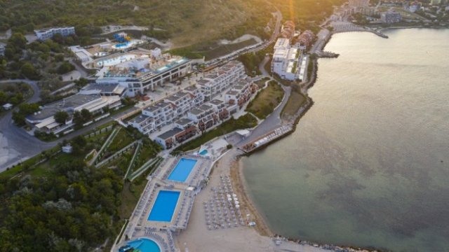 <p>
	Плаж Бялата лагуна Снимка: whitelagoon.bg</p>
