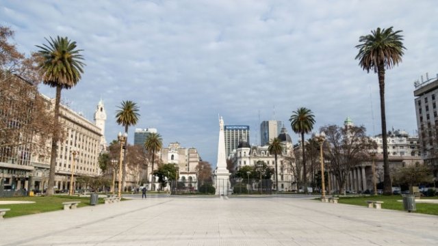 <p>
	Изглед към Буенос Айрес. <em>Снимка: Bloomberg L.P.</em></p>
