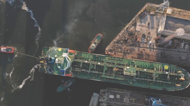 <p>
	<em>Бившата &quot;Варненска корабостроителница&quot;, сега &quot;Булярд корабостроителна индустрия&quot; АД, е част от корабостроителния бизнес на холдинга. Снимка: bulgariaholding.com</em></p>
