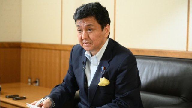 <p>
	Японският военен министър Нобуо Киши. Снимка: Bloomberg</p>
