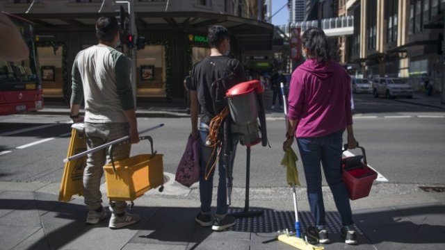 <p>
	Потреблението е опора за австралийската икономика и допринася за над половината от брутния вътрешен продукт на страната.<em> Снимка: Brent Lewin/Bloomberg</em></p>
