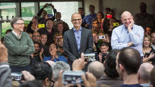 <p>
	46-годишният Надела е едва третият главен изпълнителен директор на Microsoft. <em>Снимка: Ройтерс</em></p>
