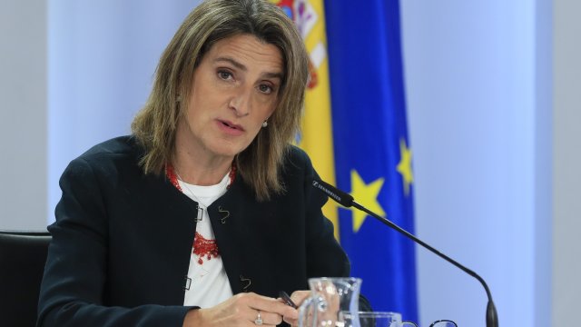 Според испанския министър на енергетиката и околната среда Тереса Рибера (на снимката) новата връзка може да увеличи капацитета на Испания за износ на газ с до 30%. Снимка: EPA/БГНЕС