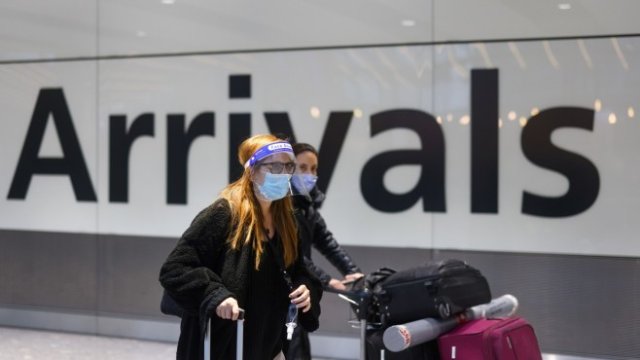 Дейвид Скоусил: С ваксинационни сертификати пътуванията ще се нормализират