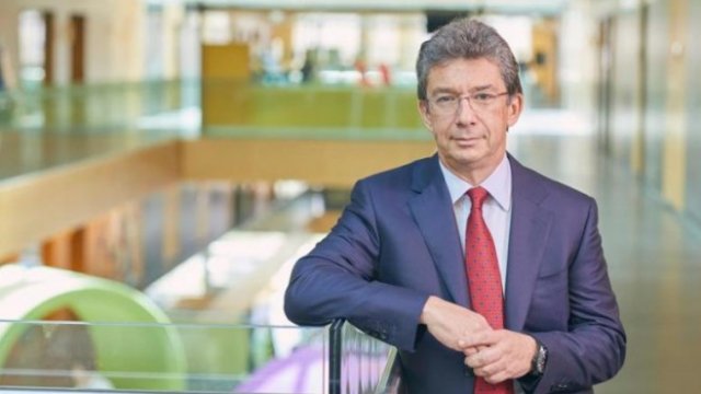 <p>
	Андре Каланцопулос.&nbsp;<em>Снимка:&nbsp;Филип Морис Интернешънъл</em></p>
