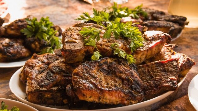 Проблемите на Китай ще свият световното производство на месо