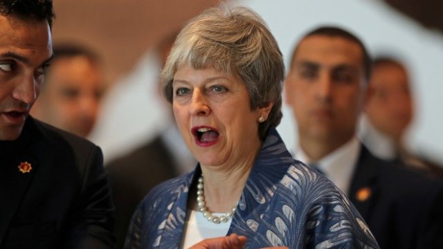 <p>
	Тереза Мей ще търси подкрепа за Brexit с други лидери на ЕС в кулоарите на срещата на върха в Шарм ел-Шейх.&nbsp;<em>Снимка: Ройтерс</em></p>
<p>
	&nbsp;</p>
