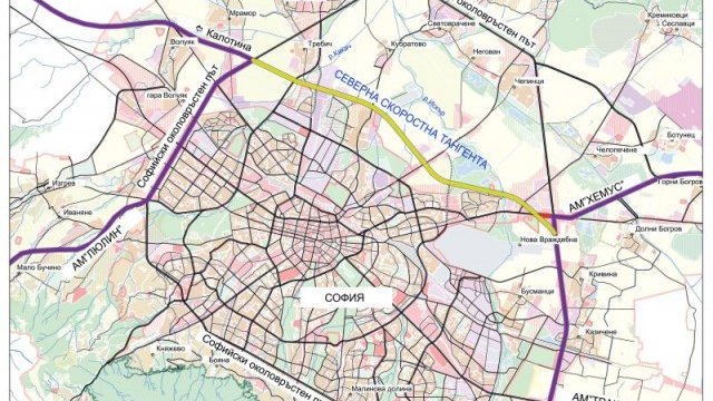 <p>
	Предвидено е изграждането на 6 пътни ленти, по 3 в едно направление. <em>Илюстрация: Агенция &quot;Пътна инфраструктура&quot;</em></p>
