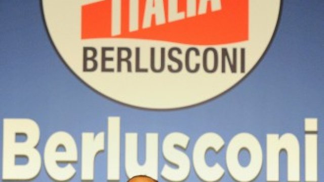 <p>
	Дясната коалиция на бившия премиер Силвио Берлускони има най-големи шансове да победи на парламентарните избори на 4 март.&nbsp;<em>Снимка: Архив Ройтерс</em></p>
