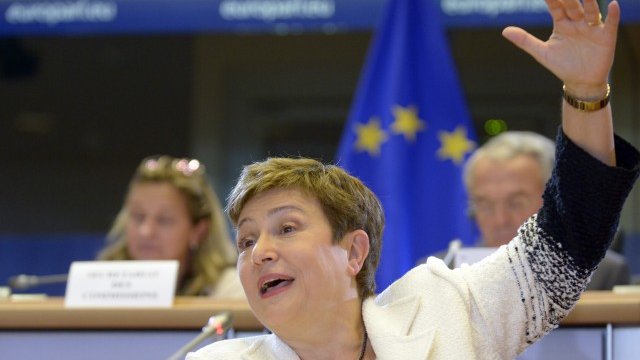 <p>
	Георгиева:&nbsp;Загубихме член на наш семейство и трябва да си дадем сметка защо това се случи. <em>Снимка: Ройтерс</em></p>
