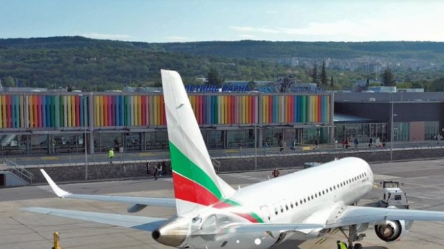 <p>
	<em>Снимка: varna-airport.bg</em></p>
