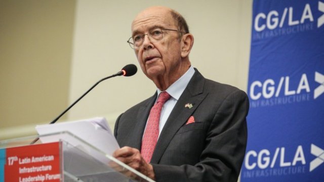 <p>
	Търговският министър на САЩ Уилбър Рос. <em>Снимка: Bloomberg</em></p>
