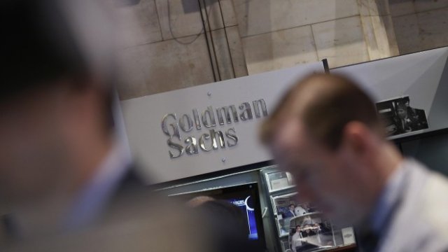 Goldman форсира набиране на средства за инвестиционен отдел