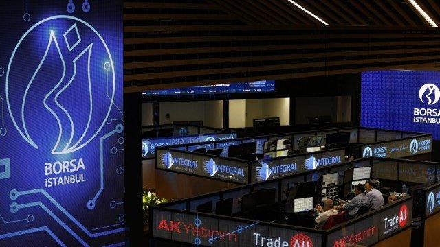 <p style="text-align: justify;">
	Фондовата борса в Истанбул, Турция. <em>Снимка: архив, Ройтерс</em></p>
