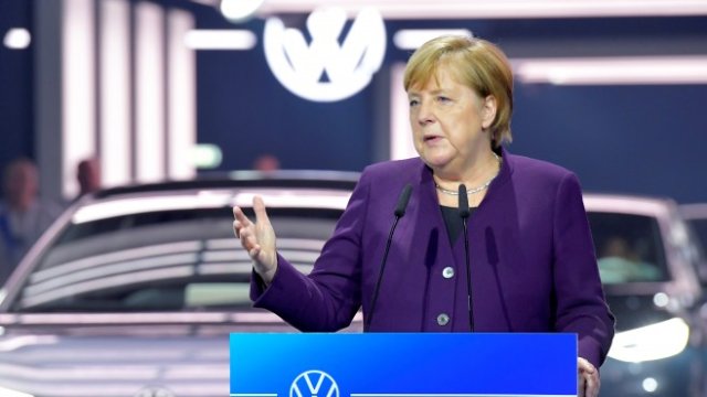 <p>
	Германският канцлер Ангела Меркел. <em>Снимка: Ройтерс</em></p>
