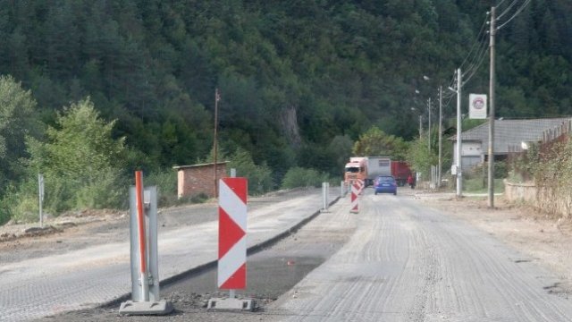 Адвокат: Корупцията при „инхаус“ поръчките е при наемането на подизпълнители