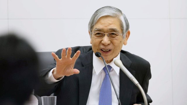 Харухико Курода на прощалната си пресконференция. Снимка: Toru Kawata/Jiji Press/Bloomberg via Getty Images