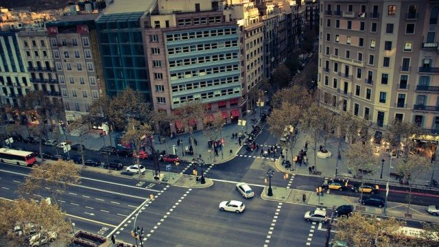 <p>
	Барселона. <em>Снимка: Jsome1. Лиценз: <a href="http://creativecommons.org/" target="_blank"><strong>Creative Commons</strong></a></em></p>
