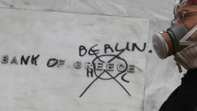 <p>
	Приоритет на временното гръцко правителство е да увеличи приходите в хазната и да намали разходите, които покрай изборите и политическия хаос излязоха извън контрол. <em>Снимка: Ройтерс</em></p>
