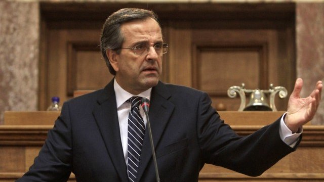 <p>
	Андонис Самарас. <em>Снимка: Ройтерс</em></p>
