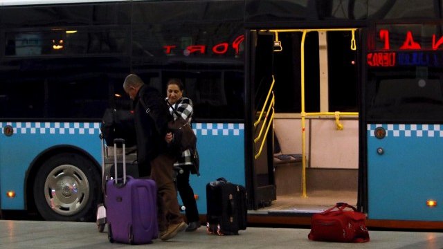 <p>
	Иракски бежанци се завръщат в родината си от Германия.&nbsp;<em>Снимка: Ройтерс</em></p>
