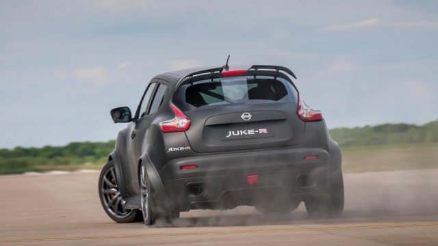 <p>
	<em>Juke-R 2.0. Снимка: Nissan</em></p>

