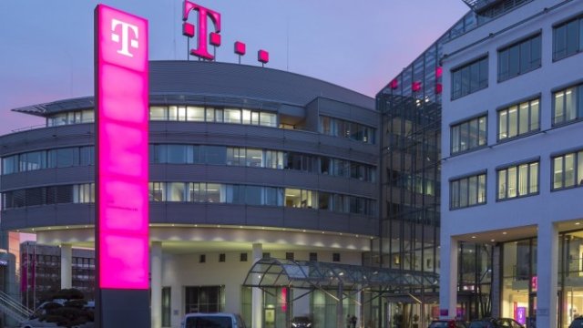 <p>
	Централата на телекома в Бон. <em>Снимка: Deutsche Telekom</em></p>
