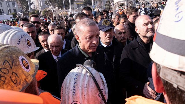 Ердоган в района на земетресението. Снимка: Bloomberg L.P.