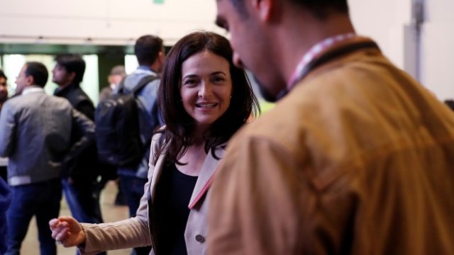 <p>
	Главният оперативен директор на Facebook Inc. Шерил Сандберг. <em>Снимка: Ройтерс</em></p>

