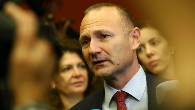 Служебният министър на енергетиката Росен Христов. Снимка: БГНЕС/Надежда Пеева