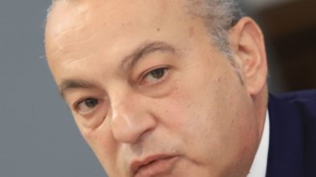<p>
	Министърът на труда и социалната политика Гълъб Донев,&nbsp;<em>Снимка: Гергана Костадинова, БГНЕС</em></p>
