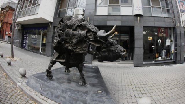 КФН назначи квестори в ИП Бета корп