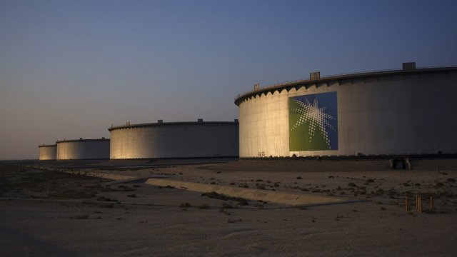 Aramco: Светът трябва да забрави фантазията за отказ от петрол и природен газ