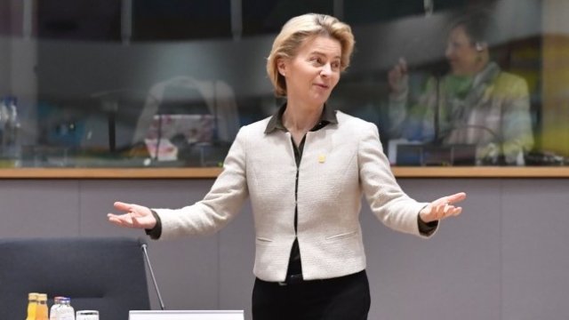 <p>
	<em font-size:="" pt="" style="color: rgb(102, 102, 102); font-family: ">Урсула фон дер Лайен. Снимка: Bloomberg</em></p>
