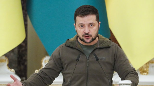 Президентът на Украйна Зеленски. Снимка: . EPA/SERGEY DOLZHENKO
