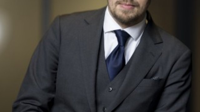 <p>
	Украинският премиер Олексий Хончарук. <em>Снимка:&nbsp;</em><em>Simon Dawson/Bloomberg</em></p>
