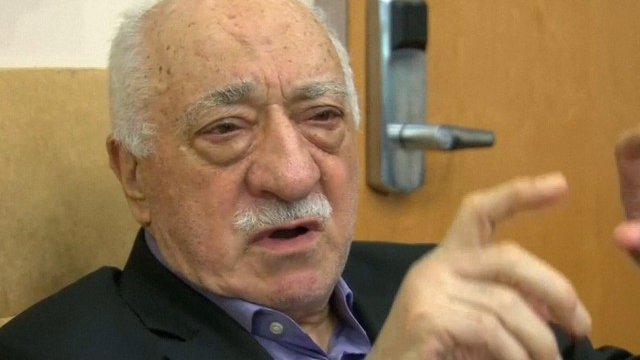 <p>
	Гюлен. <em>Снимка: Ройтерс</em></p>
