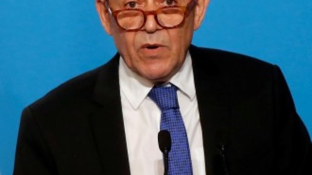 <p>
	Френският външен министър Жан-Ив Льо Дриан.&nbsp;<em>Снимка: Архив Ройтерс</em></p>
