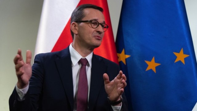 <p>
	Полският министър-председател Матеуш Моравецки. <em>Снимка: Bloomberg</em></p>
