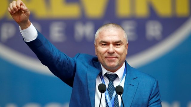 <p>
	Веселин Марешки. <em>Снимка: Ройтерс</em></p>
