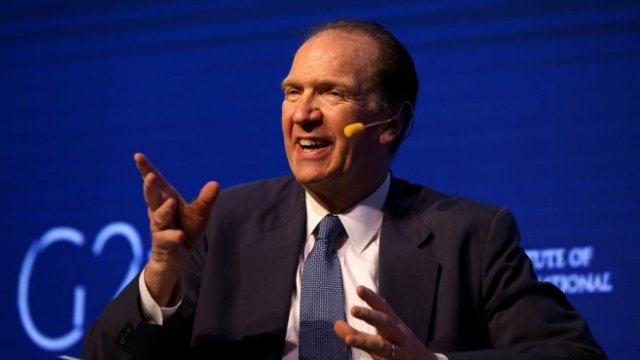 <p>
	Дейвид Малпас. <em>Снимка: Архив Ройтерс</em></p>
